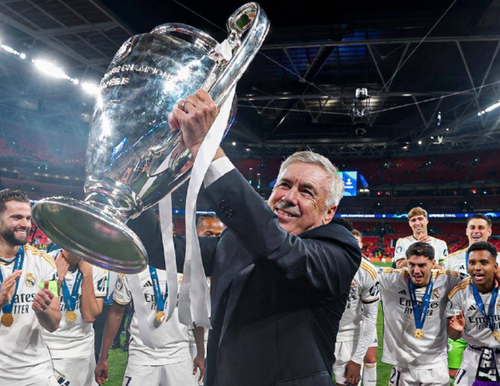 关键时刻突围战来临，上海久事围绕欧冠战术微调，震撼外界，纪律约束更严格(关键时刻关键表现的好处)