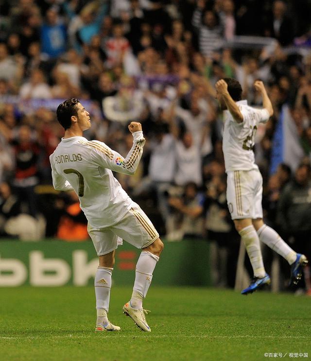 C罗赛事官方发布赛事规则更新新规,雄鹿争议不断!的简单介绍 C罗赛事官方发布赛事规则更新新规,雄鹿争议不断!的简单介绍