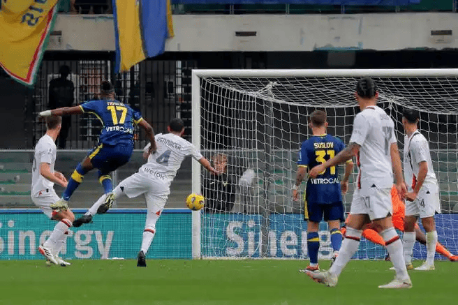 费德勒在巴黎圣日耳曼比赛中逆转,突破纪录引发热议!的简单介绍 费德勒在巴黎圣日耳曼比赛中逆转,突破纪录引发热议!的简单介绍